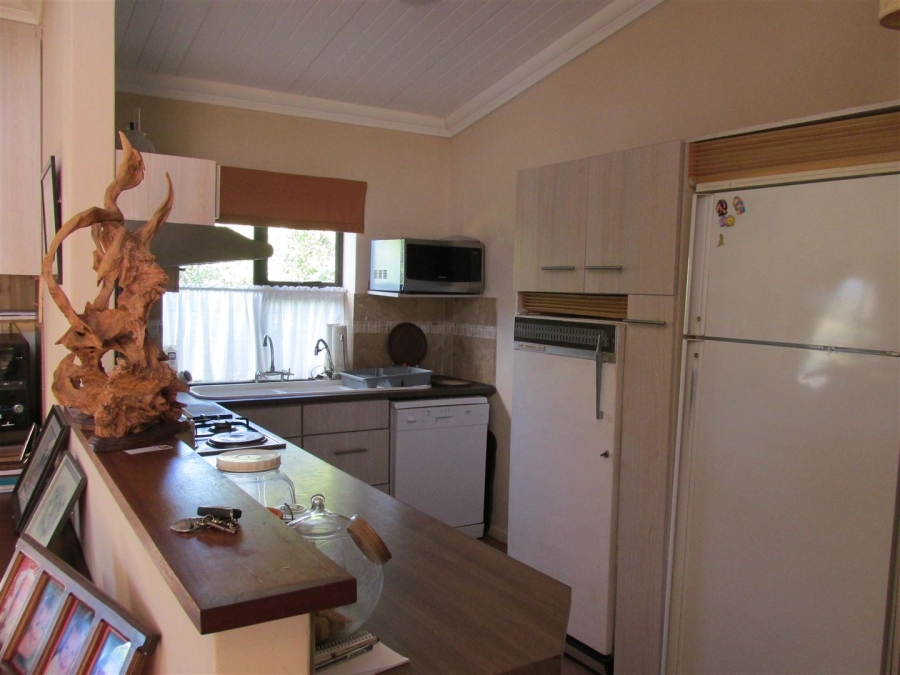 2 Bedroom Property for Sale in Stilbaai Wes Western Cape